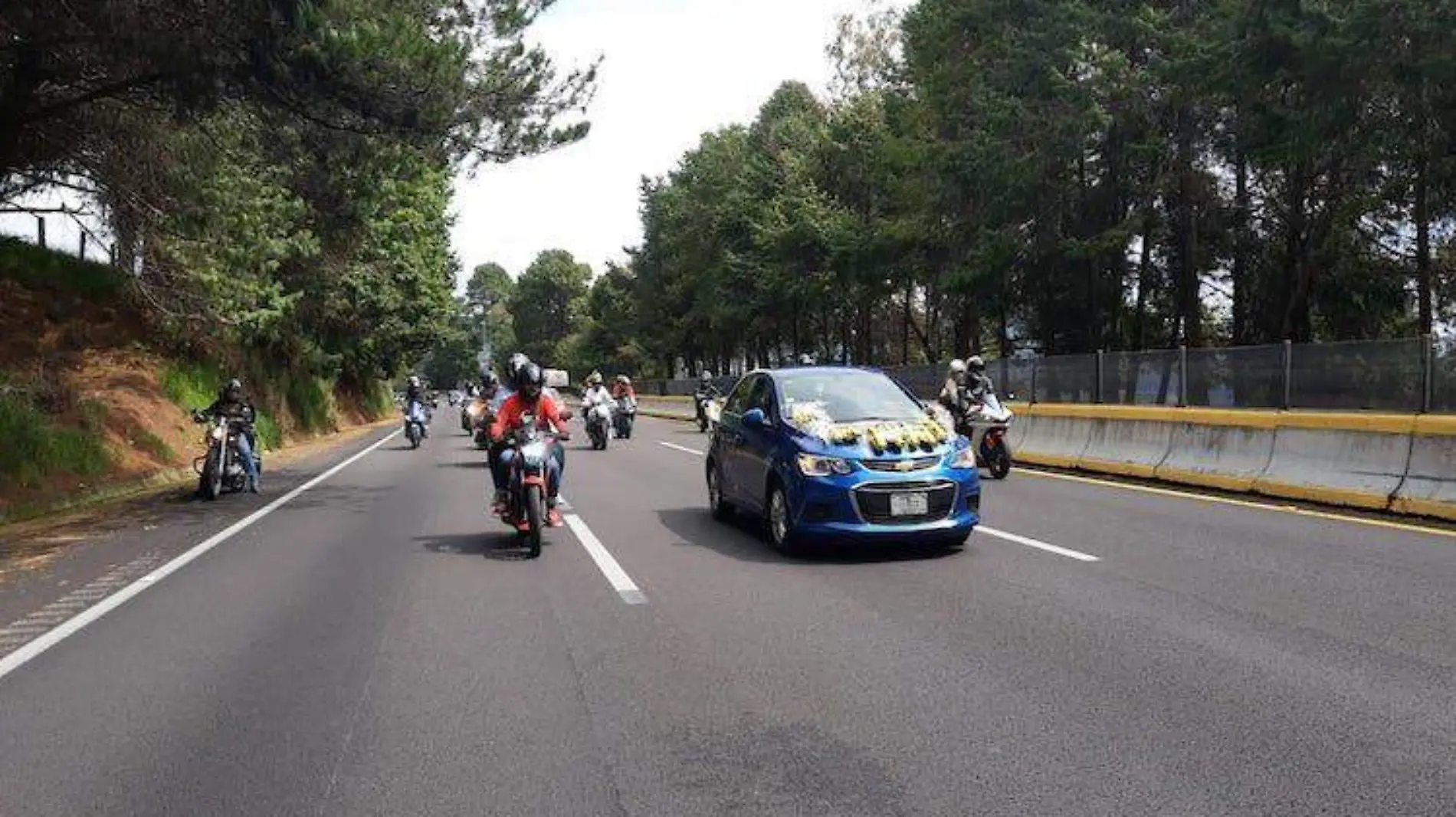 Organizan rodada en honor a fallecidos en accidente en Tres Marías